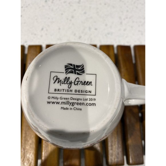 Millie Green British Design Traveling Home for Christmas Coffee Mug Queens Guard - Picture 4 of 5